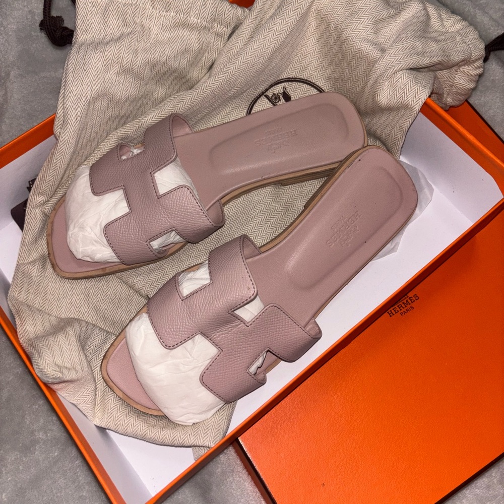 Women's Tan Sandals - Picture 2 of 4